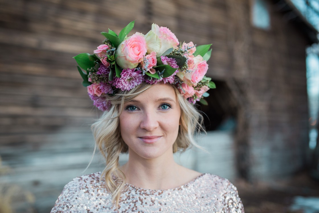 How to make a floral crown